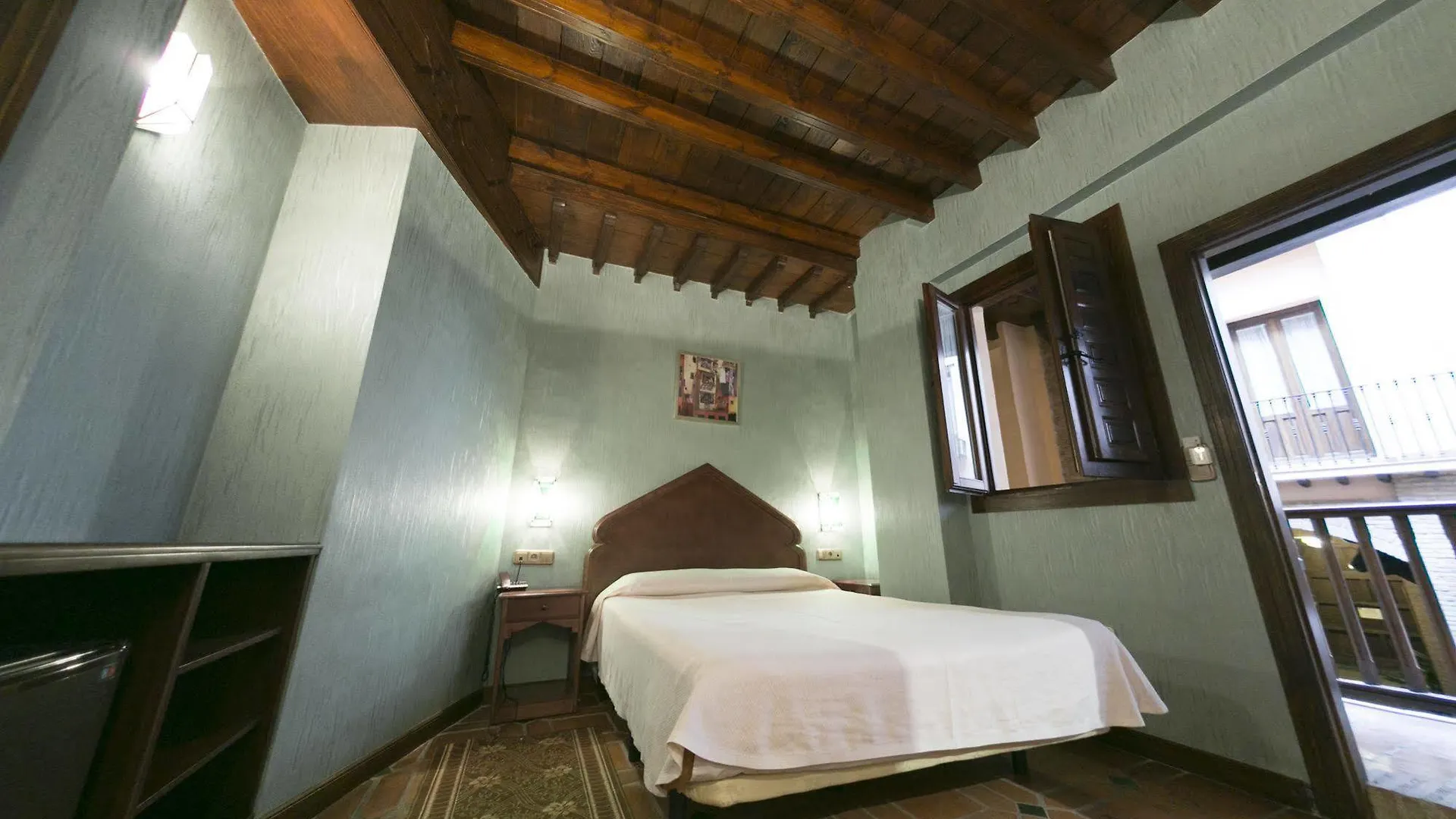 Hotel Posada Del Toro Granada Spain